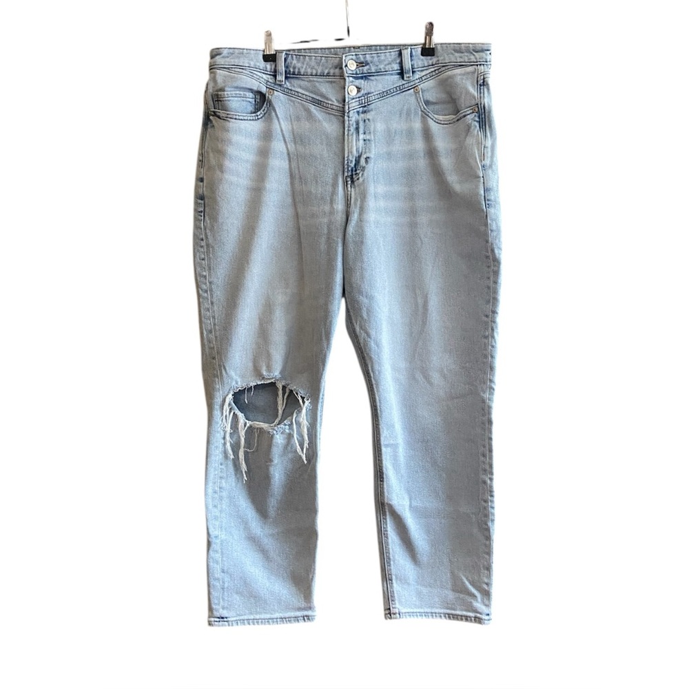 American Eagle Stretch Double Button Distressed Light Wash Jeans 18
